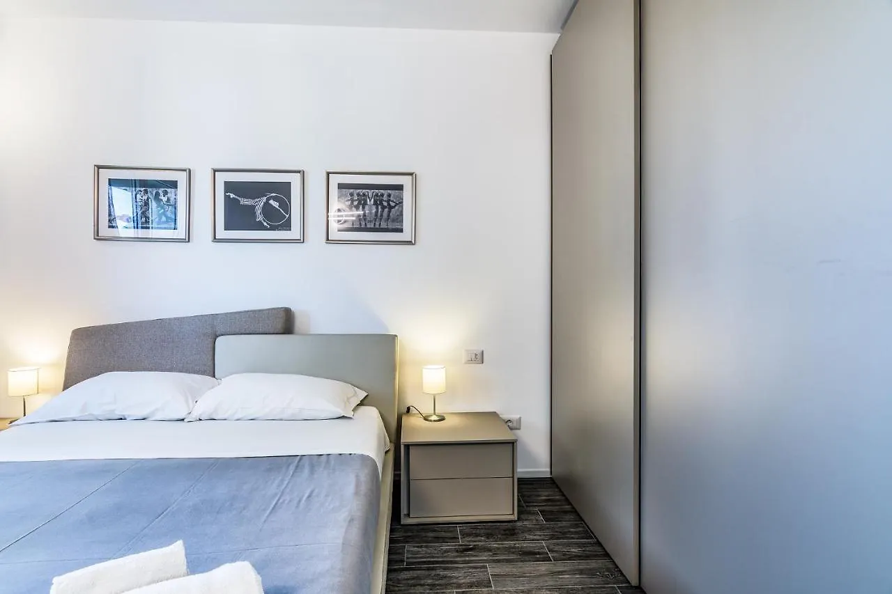 San Siro Green Con Garage Privato Milan Apartment